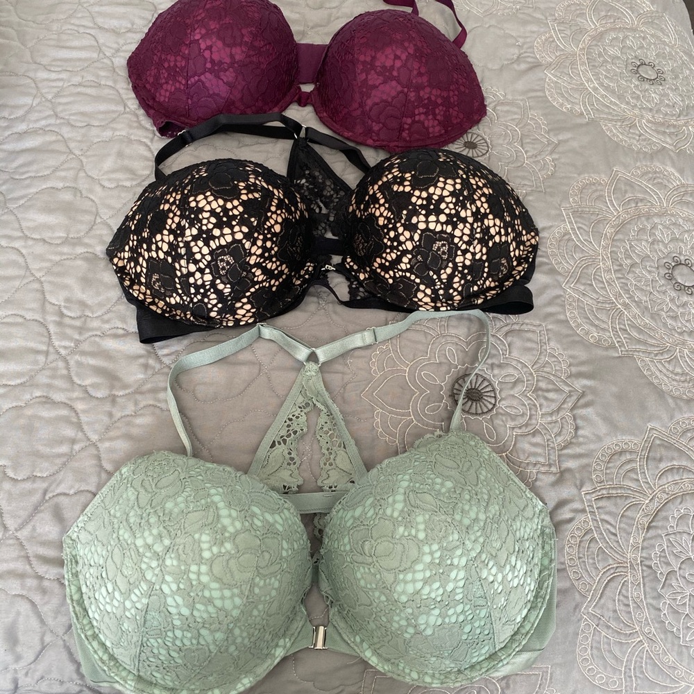 Bundle of 3 victoria secret slightly used braws